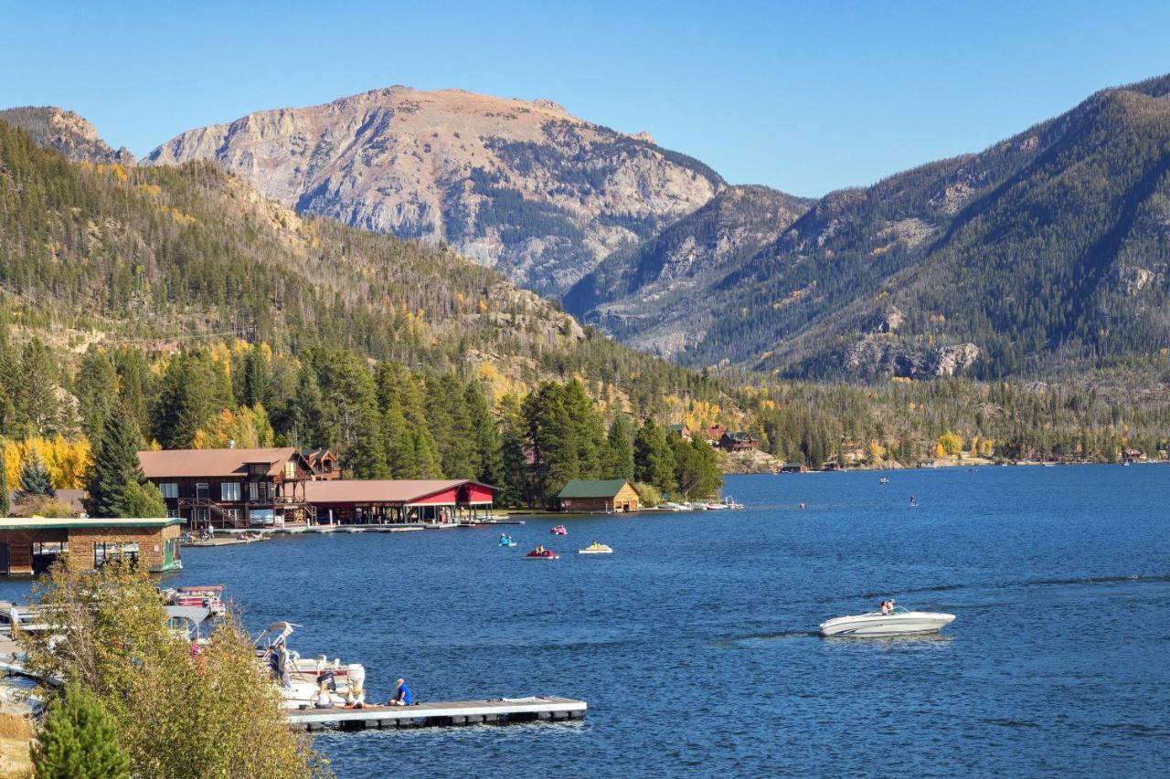 Holiday home Updated Western 2 Blocks To Grand Lake! *