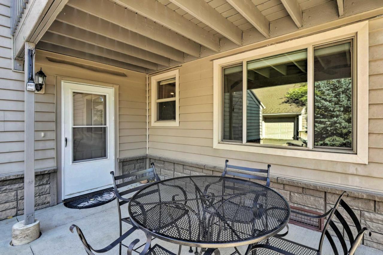 Grand With Balcony - 1 Block To Water! * Grand Lake