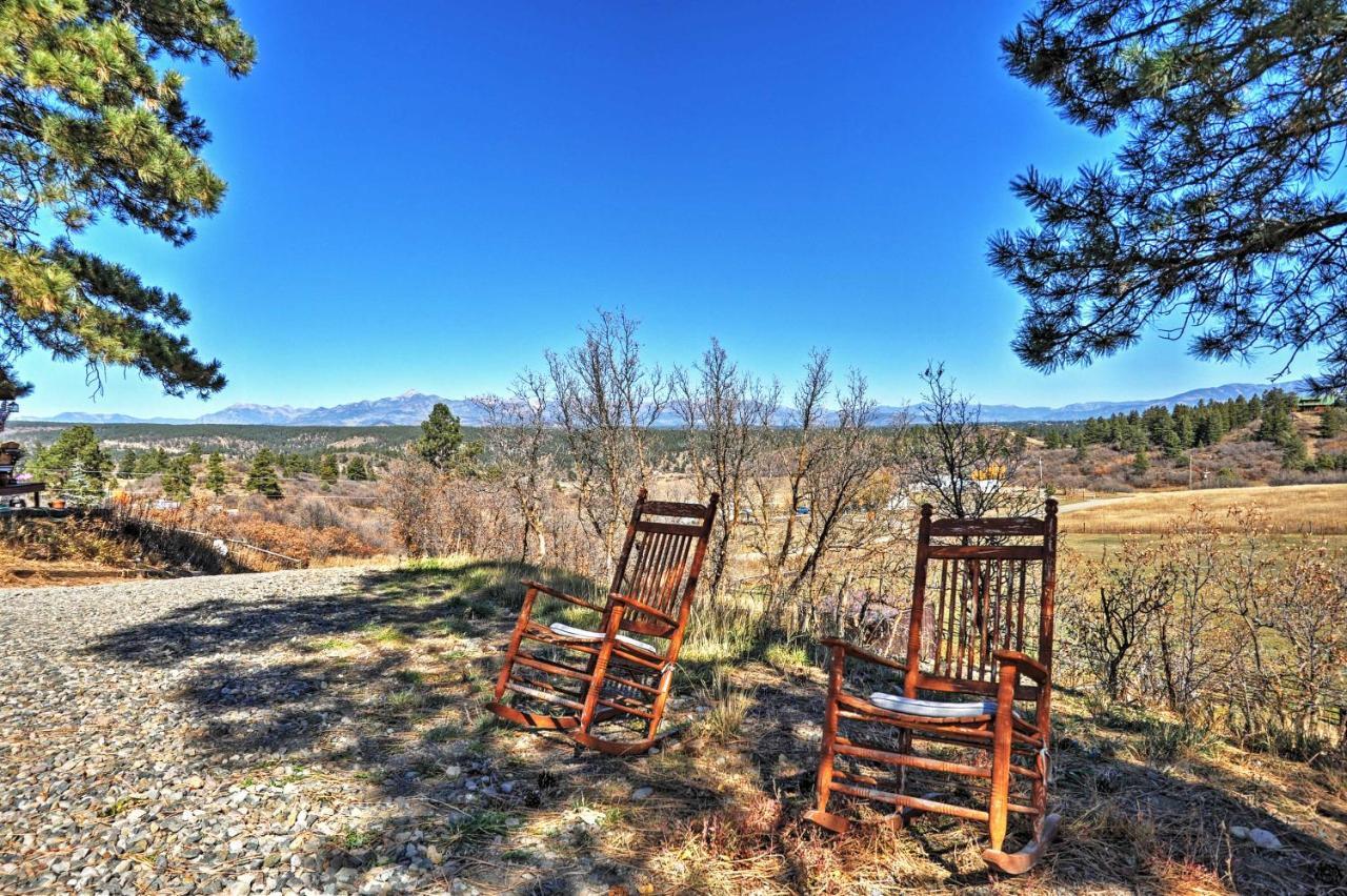 Escape With Deck, Hot Tub And Grill!