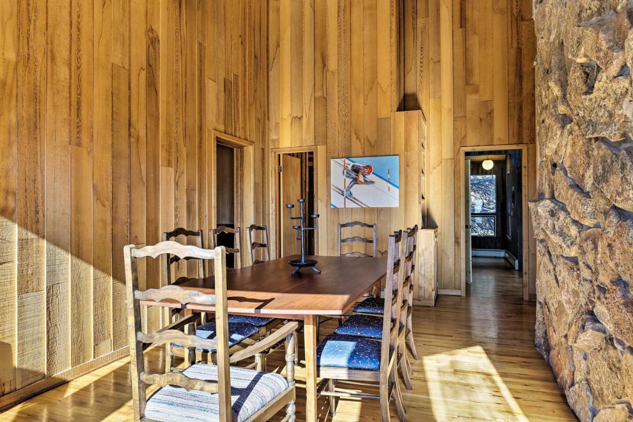 Panoramic Mountain-view Retreat With Hot Tub And Deck! *