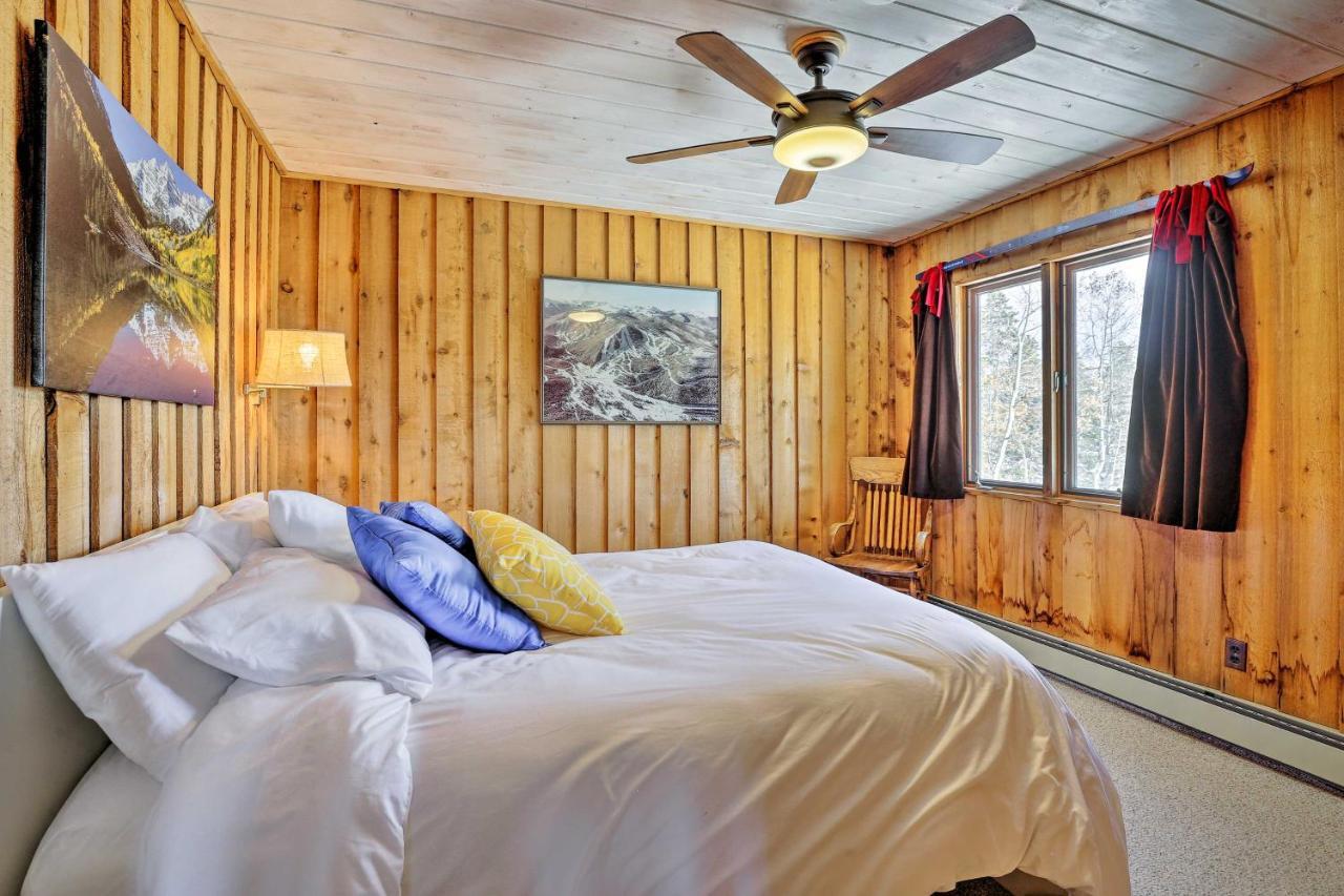 Panoramic Mountain-view Retreat With Hot Tub And Deck!