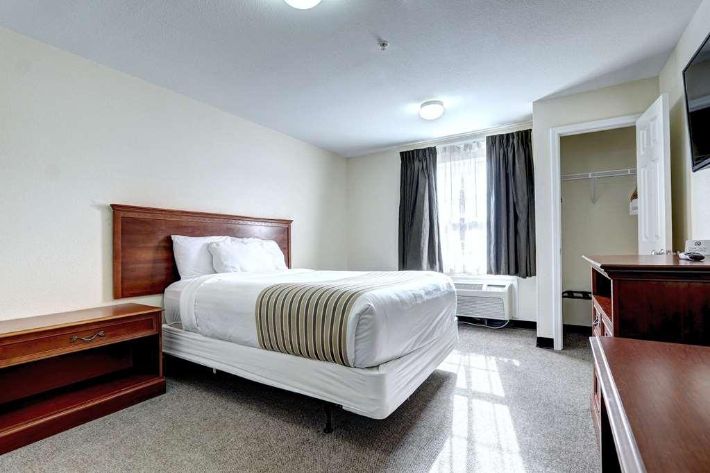 Hotel Suburban Denver North Westminster