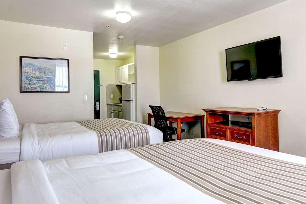 Hotel Suburban Denver North 2*