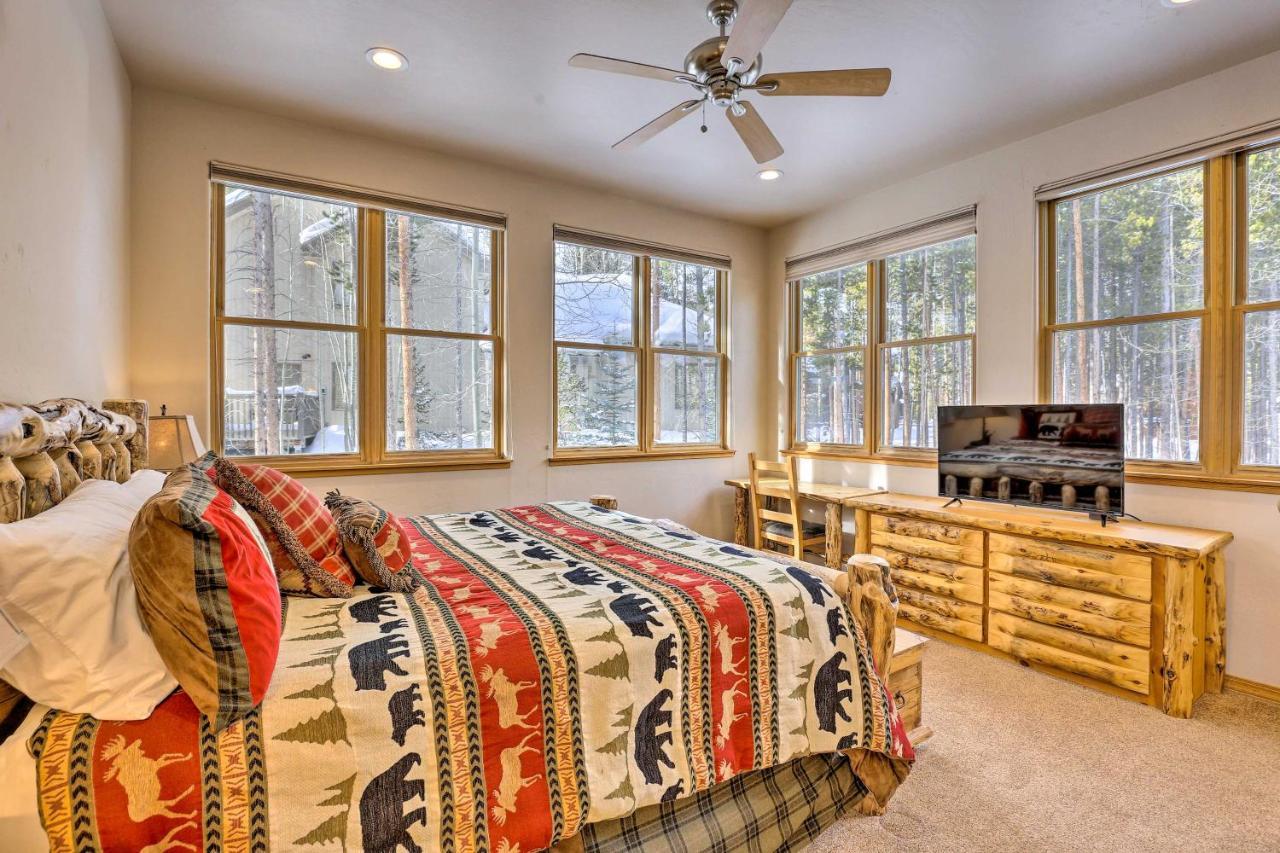 Access To Skiing And Hiking Trail Holiday home Breckenridge