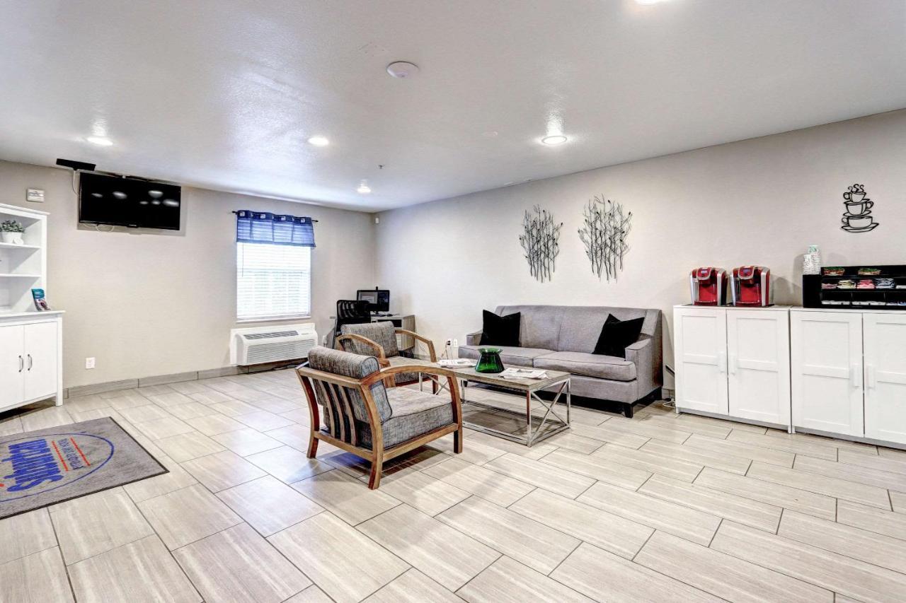 Hotel Suburban Denver North 2*