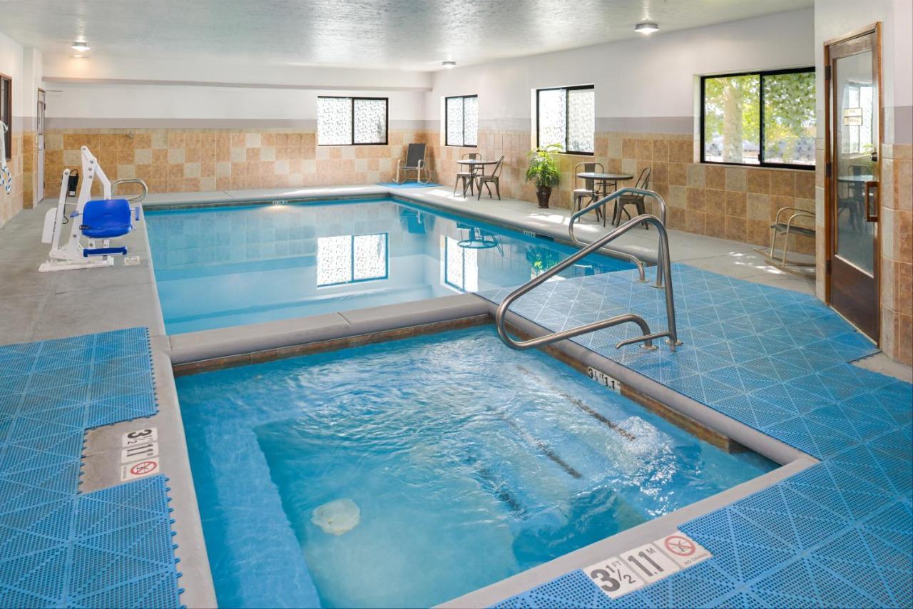Express & By Ihg 2* Alamosa