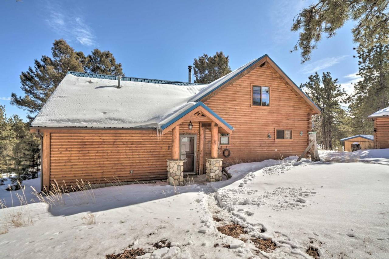 Log With Mountain Views About 30 Mi To Pikes Peak! Holiday home