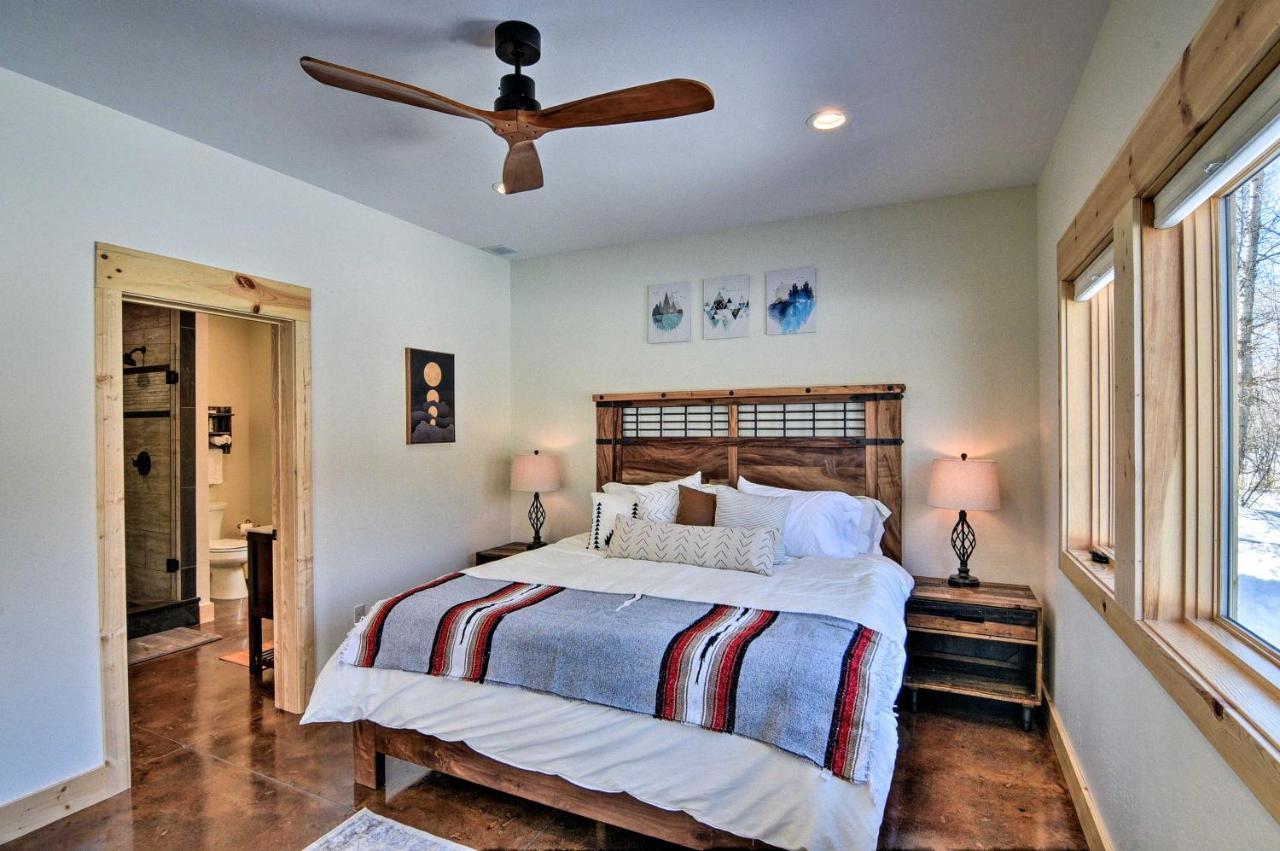 Riverfront With Bbq 2 Mi To Downtown Gunnison! *