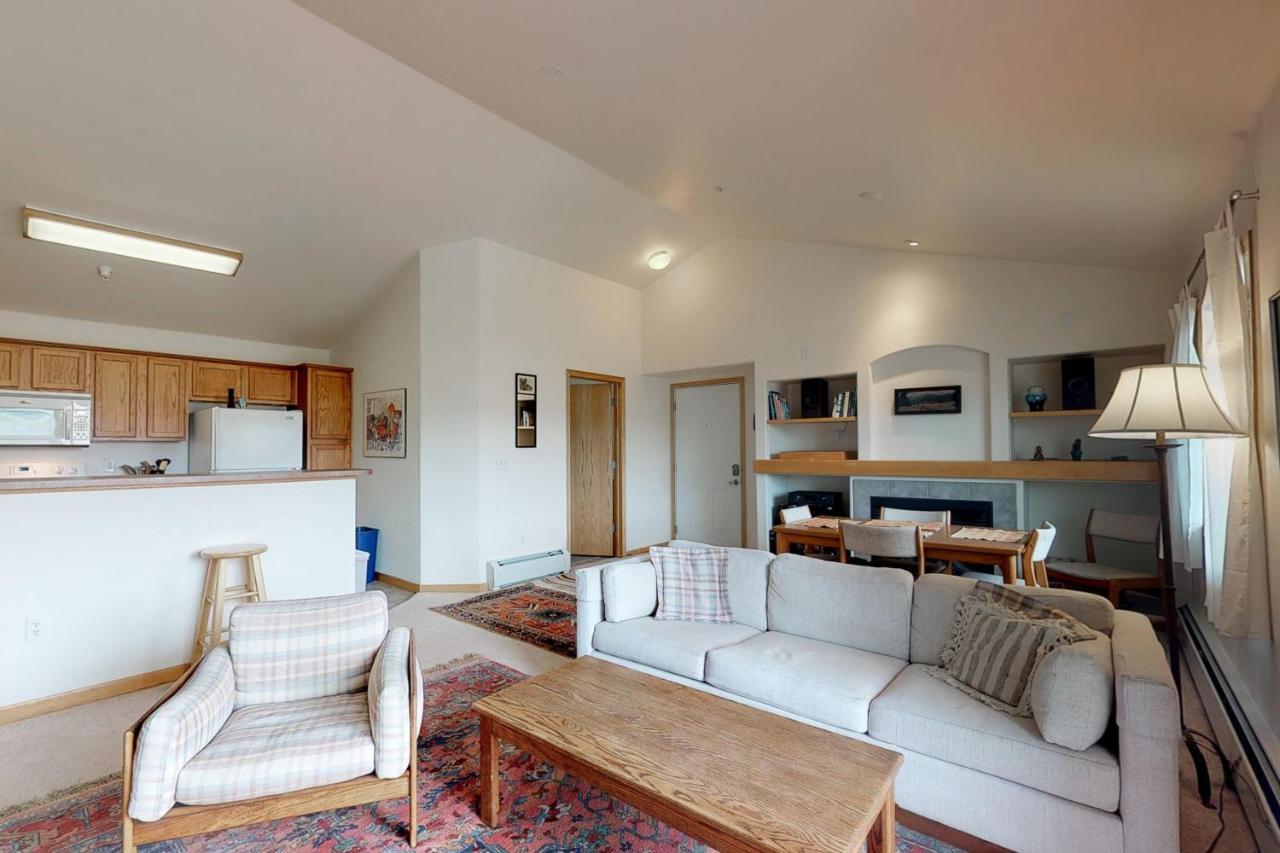 1308 Apartment
