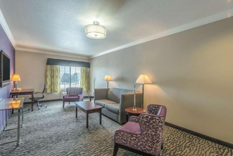 Hotel La Quinta & By Wyndham Estes Park Loveland
