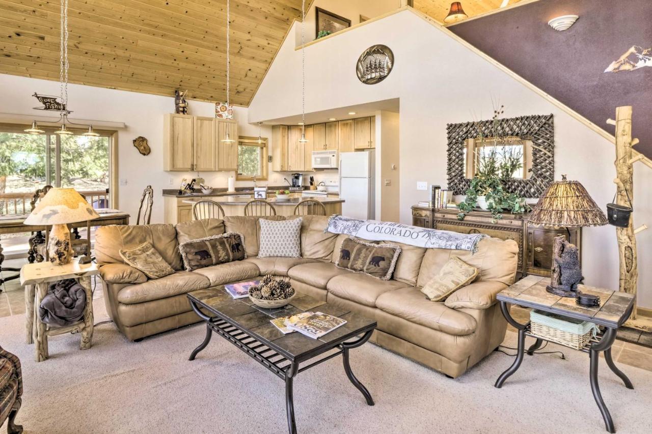 Quiet With Rocky Mountain Views! Holiday home Fairplay