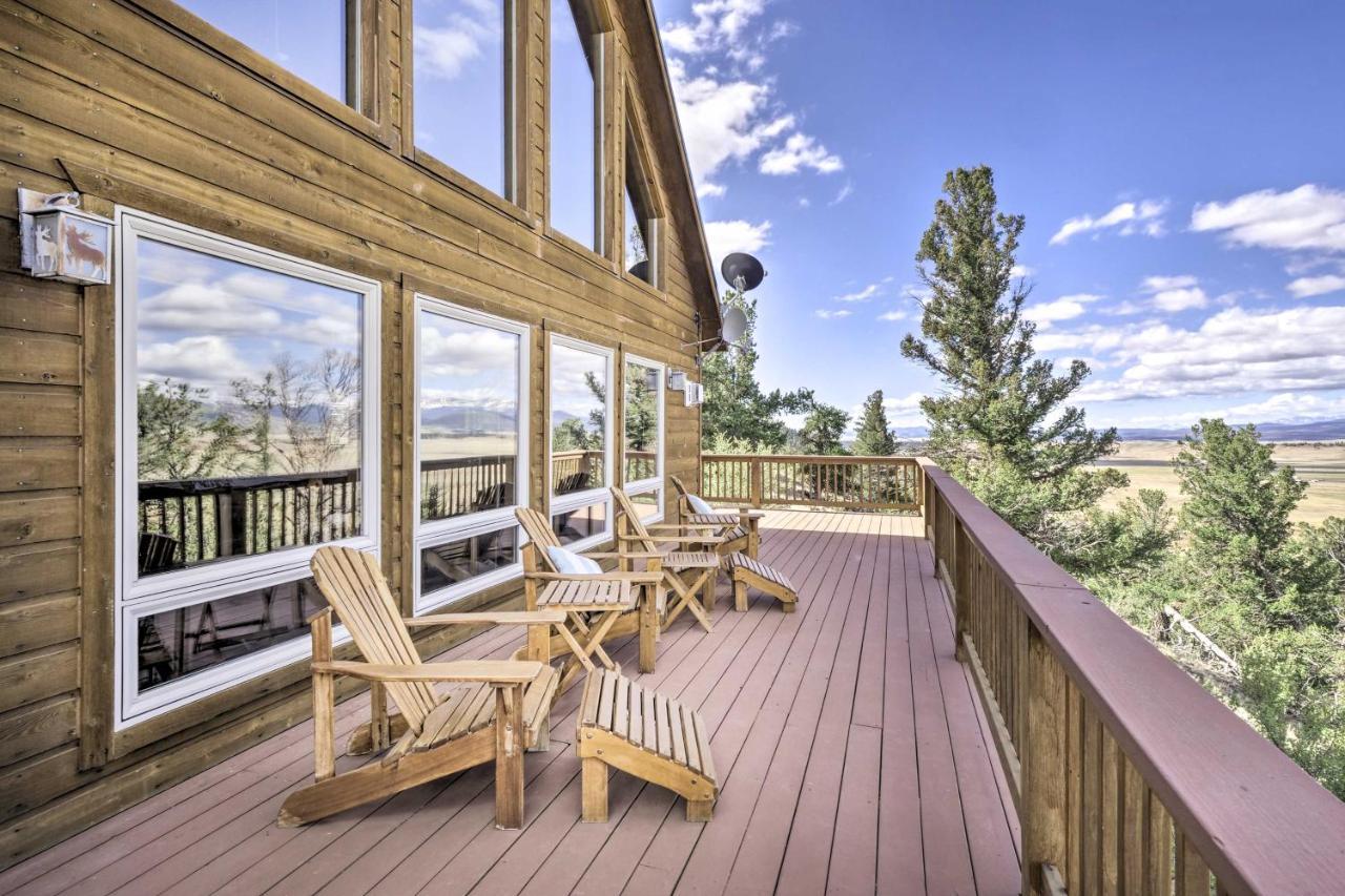 Quiet With Rocky Mountain Views! Holiday home Fairplay