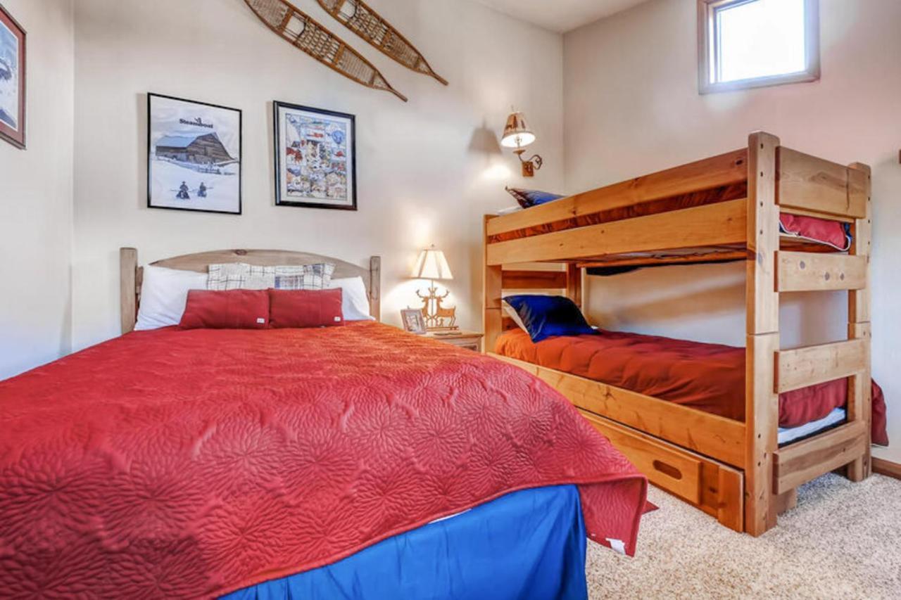 Holiday home Ski Inn Condominiums