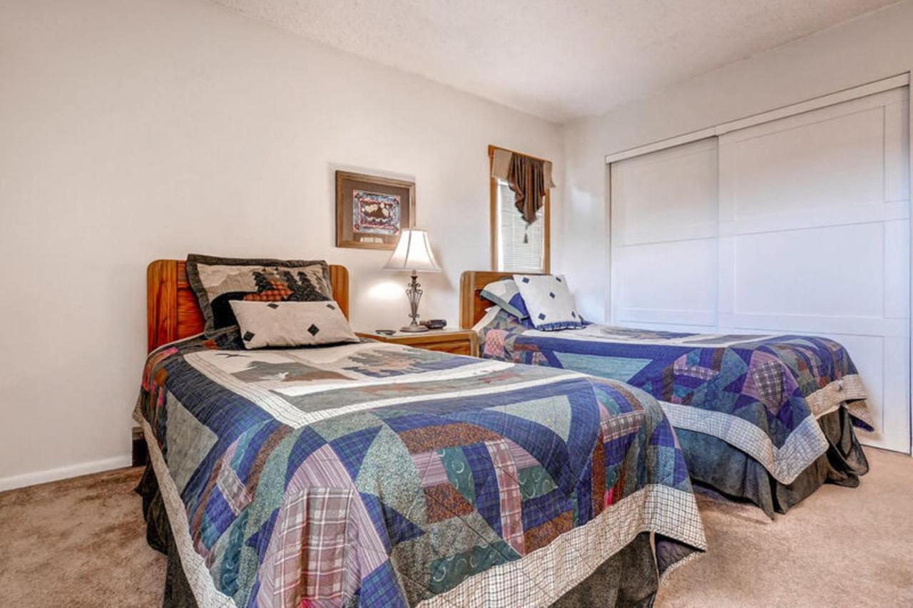 Holiday home Ski Inn Condominiums
