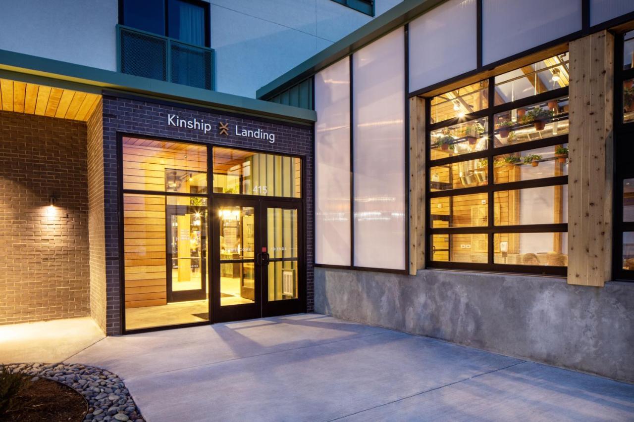 Kinship Landing Hotel *
