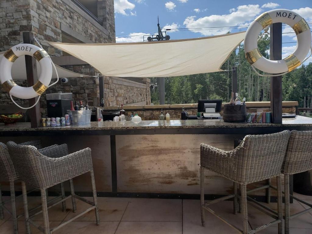 Luxury At A 5 Star At The Heart Of Mountain Village - Apartment
