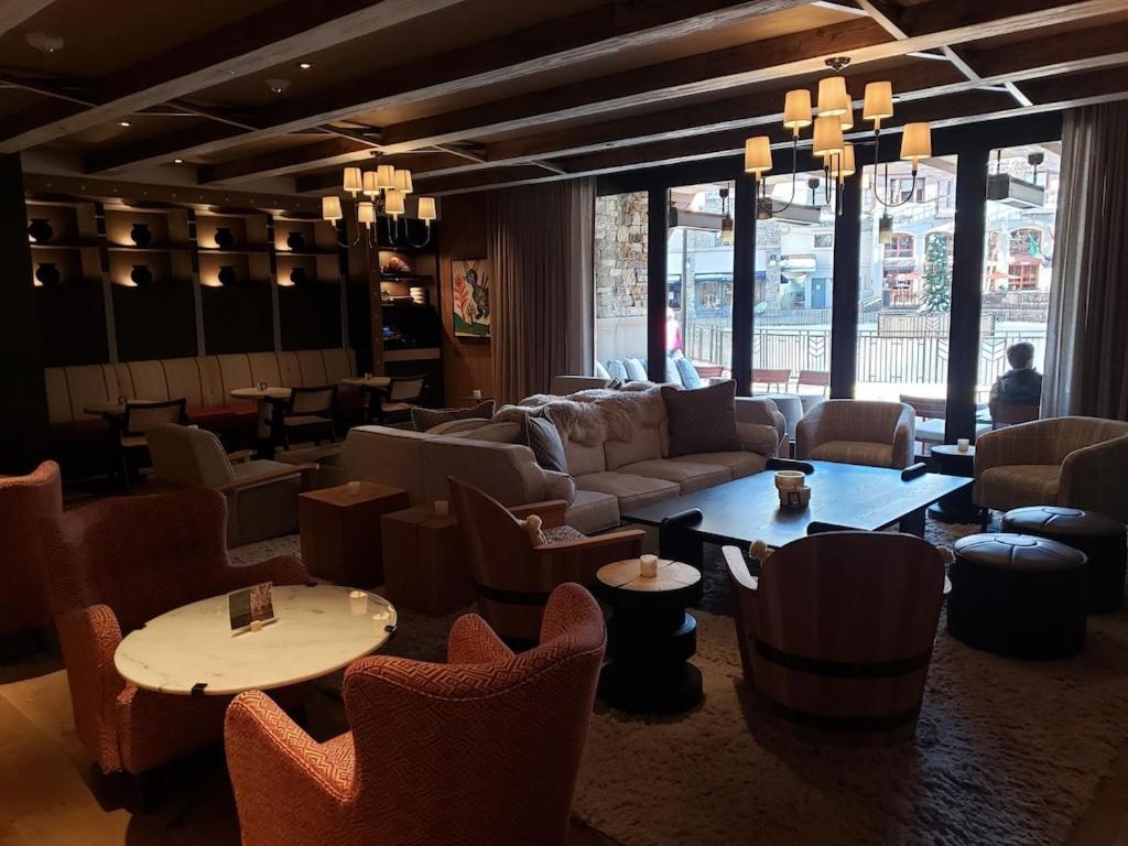 Luxury At A 5 Star At The Heart Of Mountain Village - *