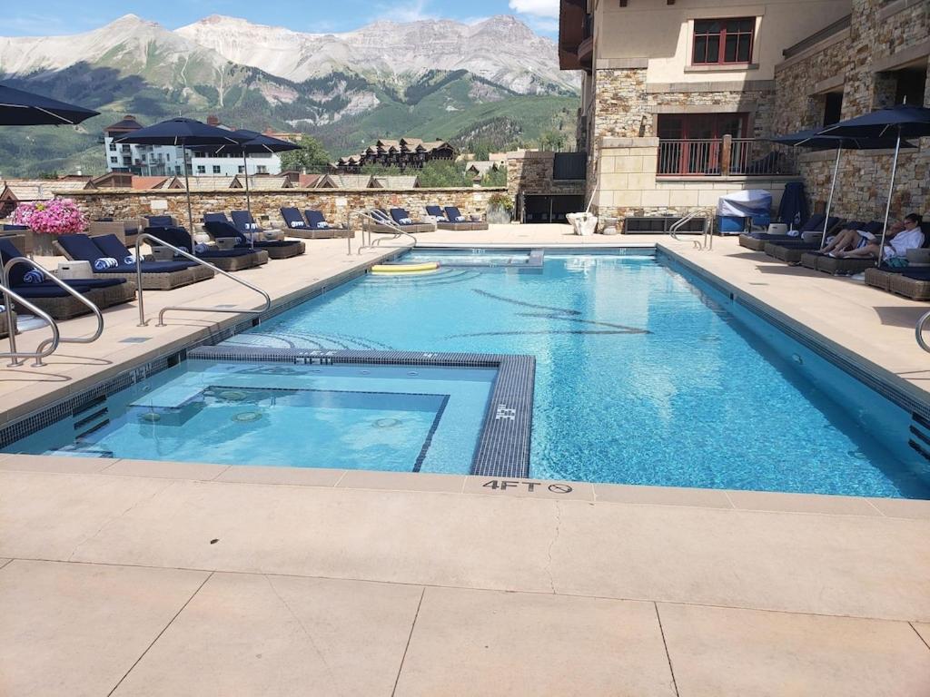 Luxury At A 5 Star At The Heart Of Mountain Village -