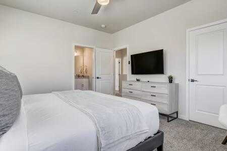 Rising Star Garden Of The Gods Newly Renovated Holiday home