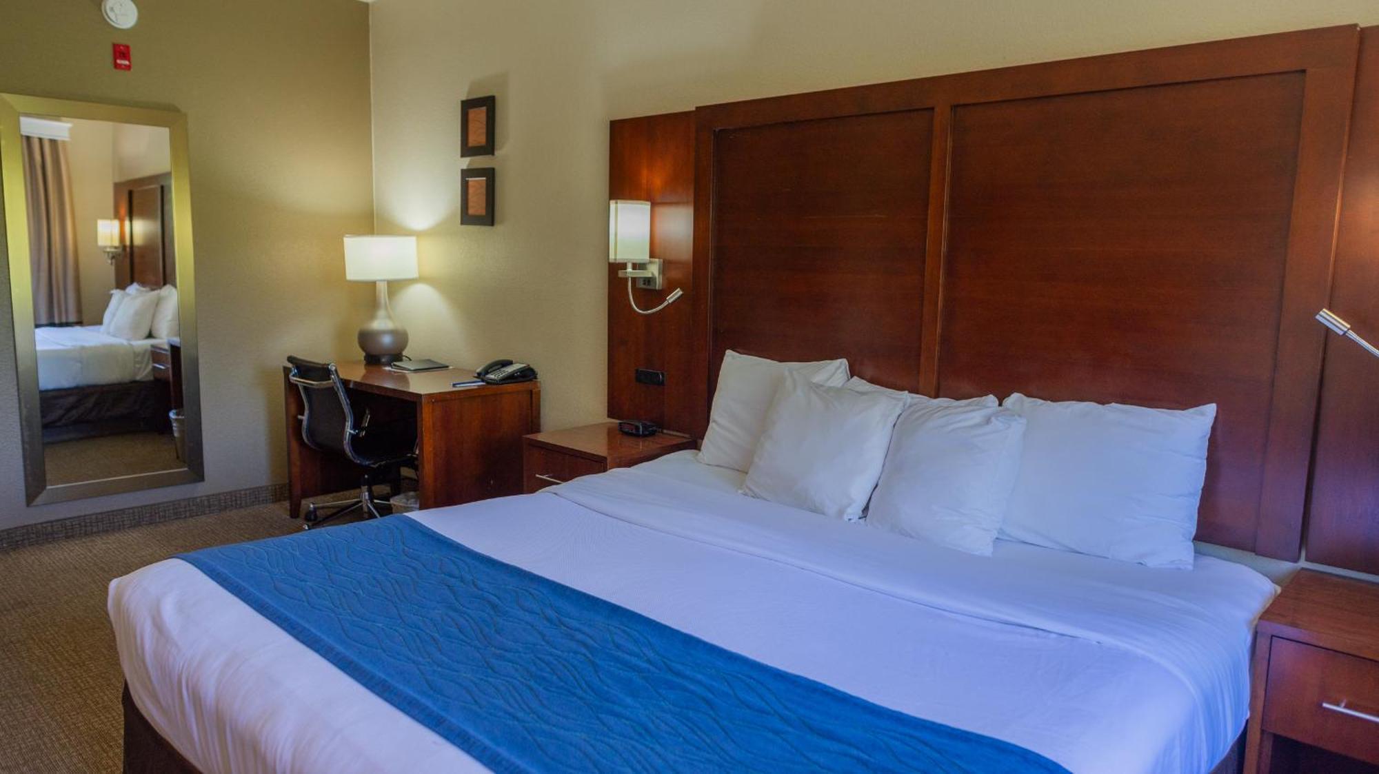 Comfort North - Air Force Academy Area 3*