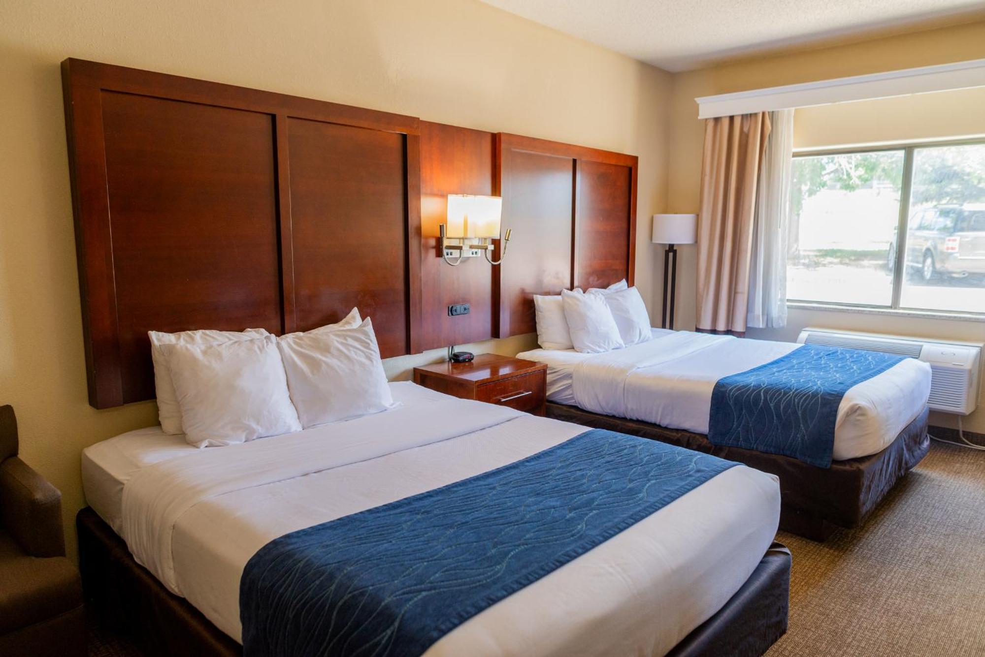 Inn Comfort North - Air Force Academy Area 3*
