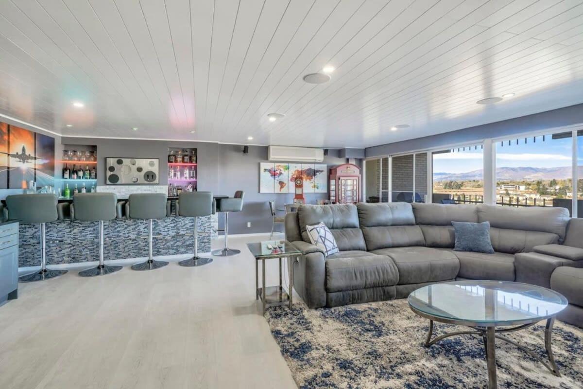 Holiday home 2bd Luxury Cocktail Lounge Beautiful Views