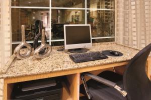 Hampton Colorado Springs-airport 3*