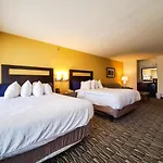 Best Western Plus Plaza Hotel