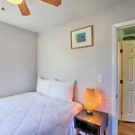 Pet-Friendly Denver Gem - Walkable Location