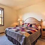 Crested Butte Townhome With Views - Steps To Lifts!