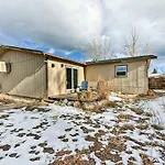 Pet-Friendly Home Near Downtown Buena Vista!