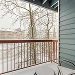 River Mountain Lodge W217
