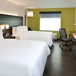 Holiday Inn Express & Suites Pueblo By Ihg