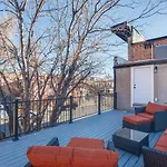Florence Vacation Rental With Rooftop Deck!