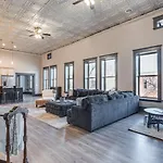 Florence Vacation Rental With Rooftop Deck!