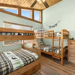 Lookout Lodge - Private Hot Tub - Panoramic Views