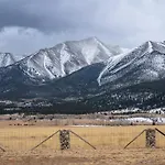 Buena Vista Mountain Retreat - Ultimate Privacy With Spa & Unbeatable Views