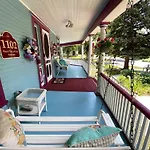 Holden House 1902 Bed & Breakfast Inn