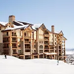 Edgemont 2704 - Luxury Ski-In Ski-Out Condo
