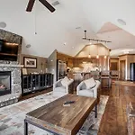 Crystal Peak Lodge By Vail Resorts