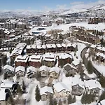 Air Conditioning & Heated Garage, Walking Distance To Steamboat Resort, Single Family Home