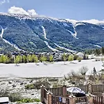 Copper Mountain Resort Condo On Golf Course!