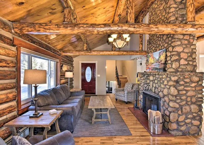 Downtown Buena Vista Cabin With Patio And Grill!