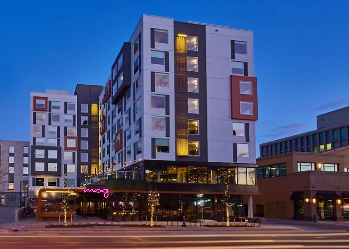 Moxy Denver Cherry Creek