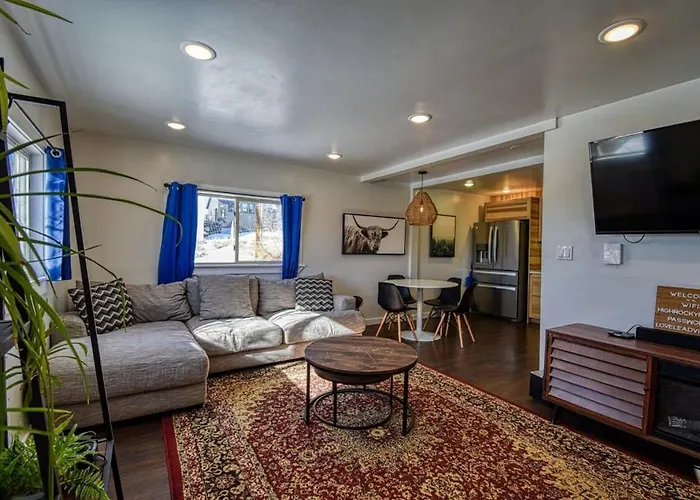 The Hilltop Haven 2Bd Suite And Pet Friendly