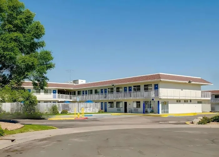 Park Inn By Radisson, Thornton