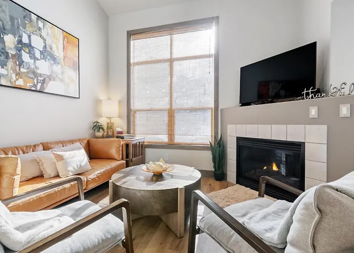Perfectly Located 3 Bed 3.5 Bath Beautiful Townhome