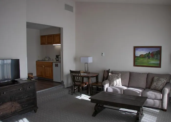 Lone Tree Golf Club And Hotel