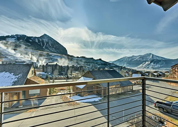 Crested Butte Townhome With Views - Steps To Lifts!