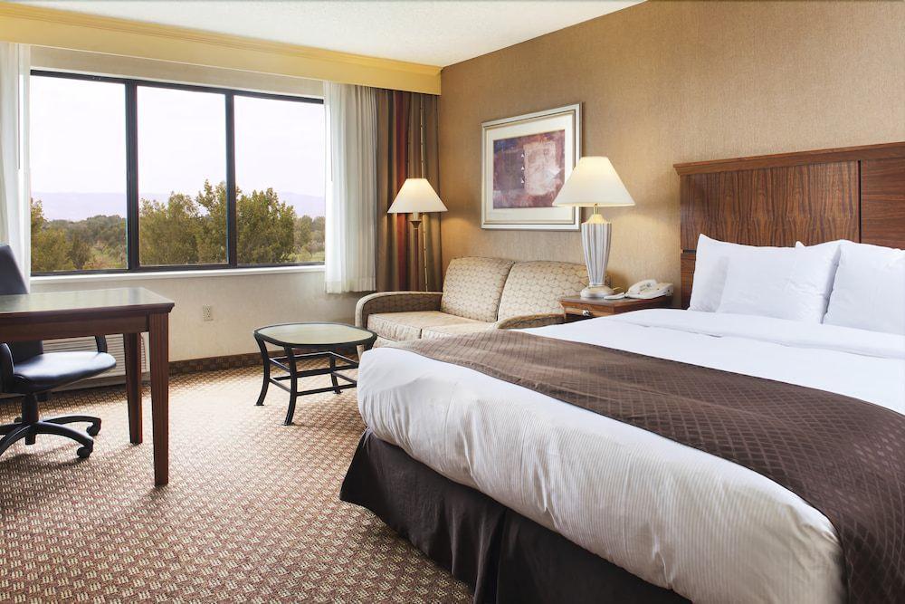 Doubletree By Hilton Hotel